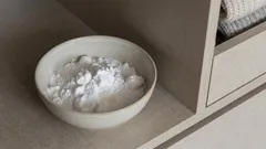 Verabschieden Sie sich von muffigen Gerüchen im Kleiderschrank: ein einfacher Trick, der bei hoher Luftfeuchtigkeit wirkt.